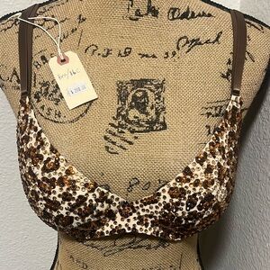 Leopard print Swarovski crystal in crested Bra